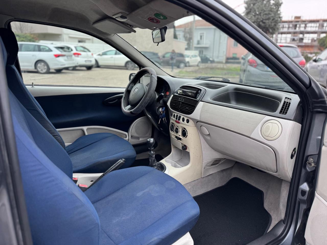 Fiat Punto 1.2 16V 3 porte Emotion GPL