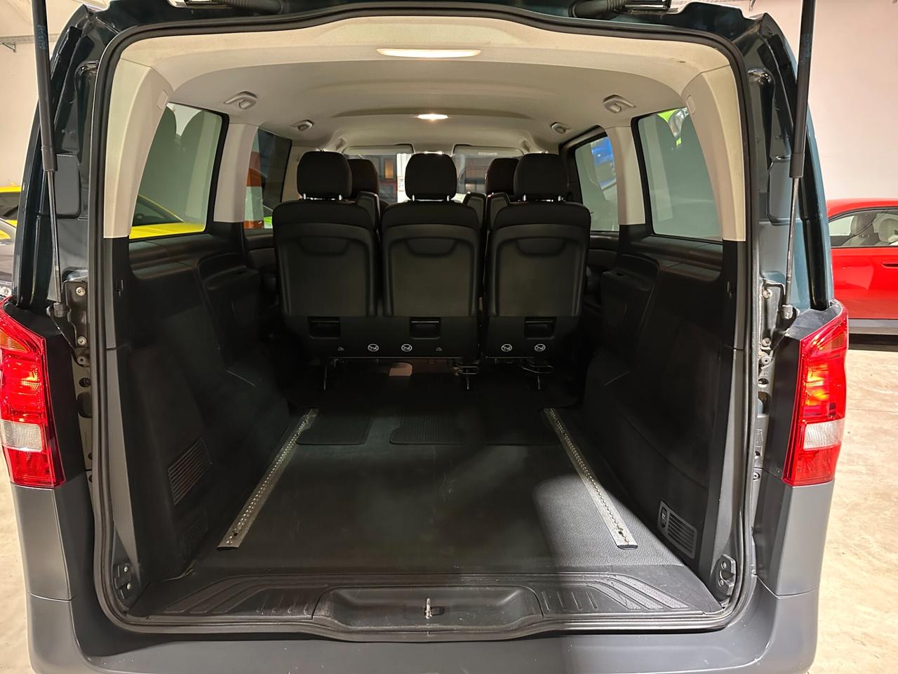 Mercedes-benz Vito 109 CDI Long - AUTOCARRO 5 POSTI 940KG PORTATA