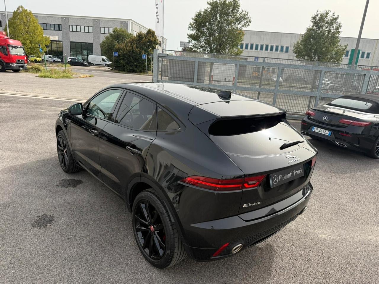 Jaguar E-Pace 2.0 249 CV AWD aut. R-Dynamic HSE