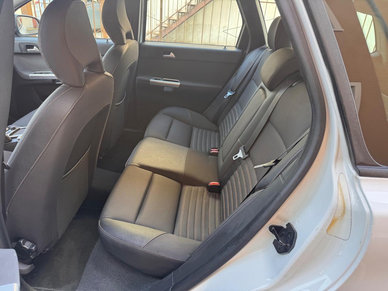 Volvo V50 1.6 Diesel Ok Neopatentati