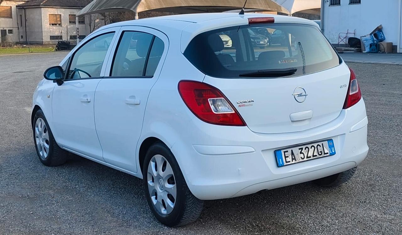 Opel Corsa 1.2 80CV 5 porte GPL-TECH Edition