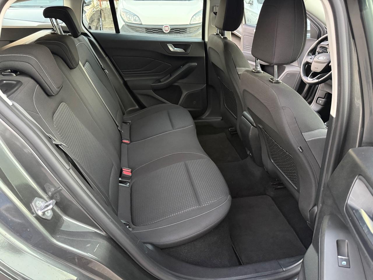 Ford Focus Sw 1.5 120 CV Navi Fari Led Garanzia Full