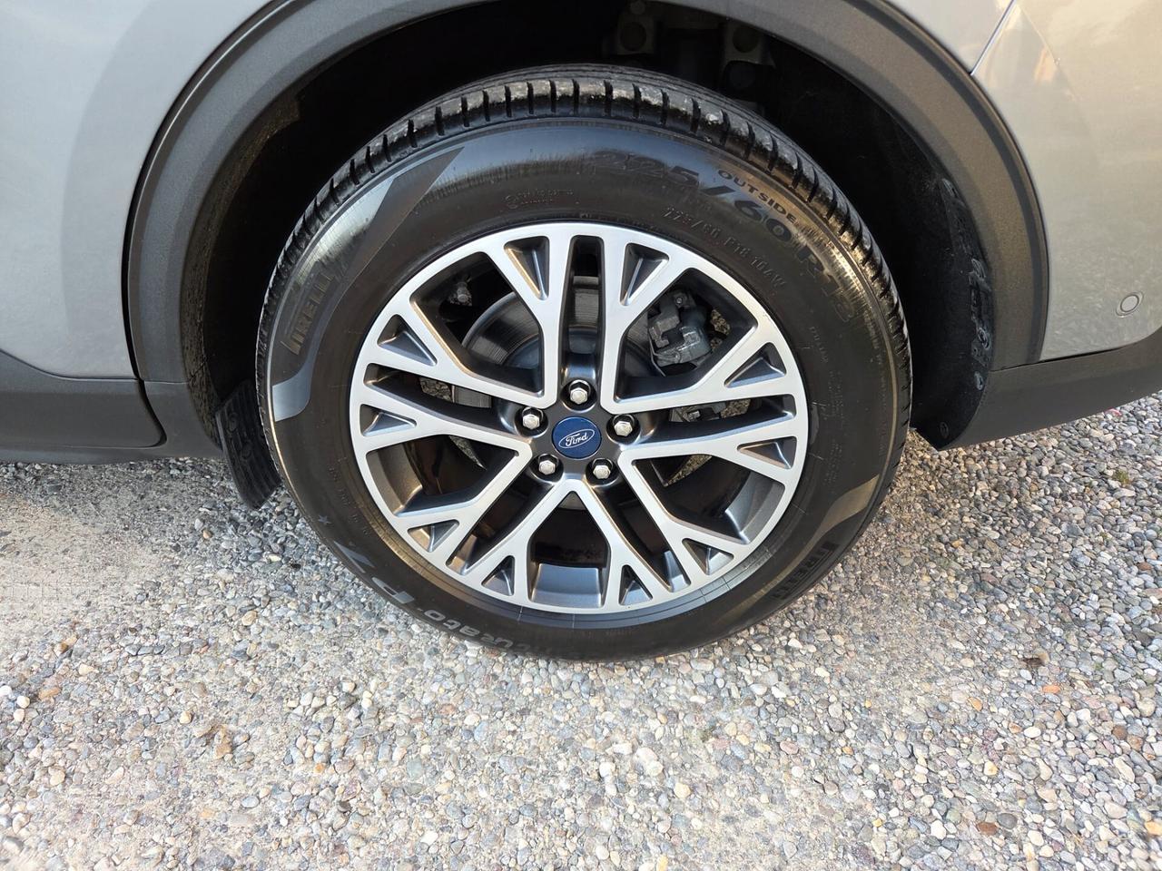 Ford Kuga 2.5 Hybrid 225 CV CVT 2WD Titanium X