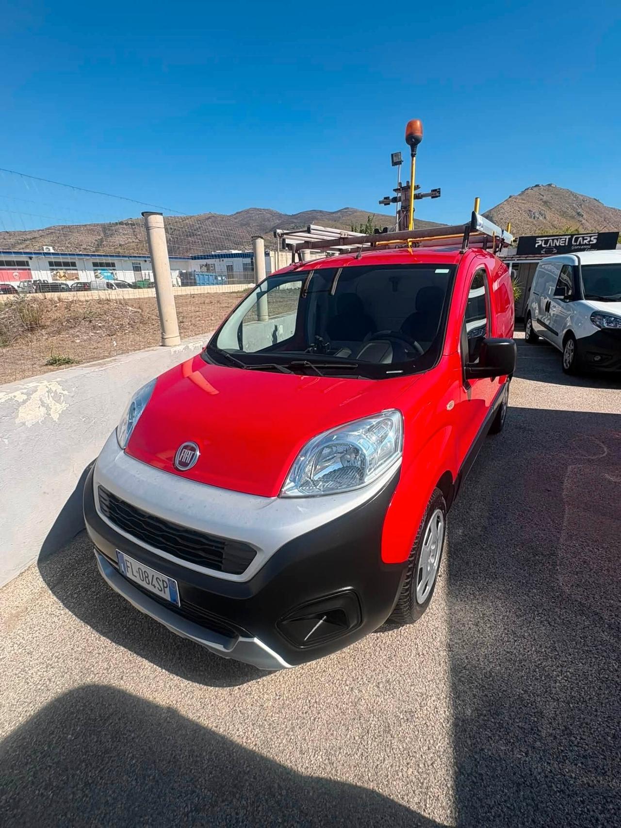 Fiat Fiorino 1.3 MJT 95CV Cargo Adventure inverter