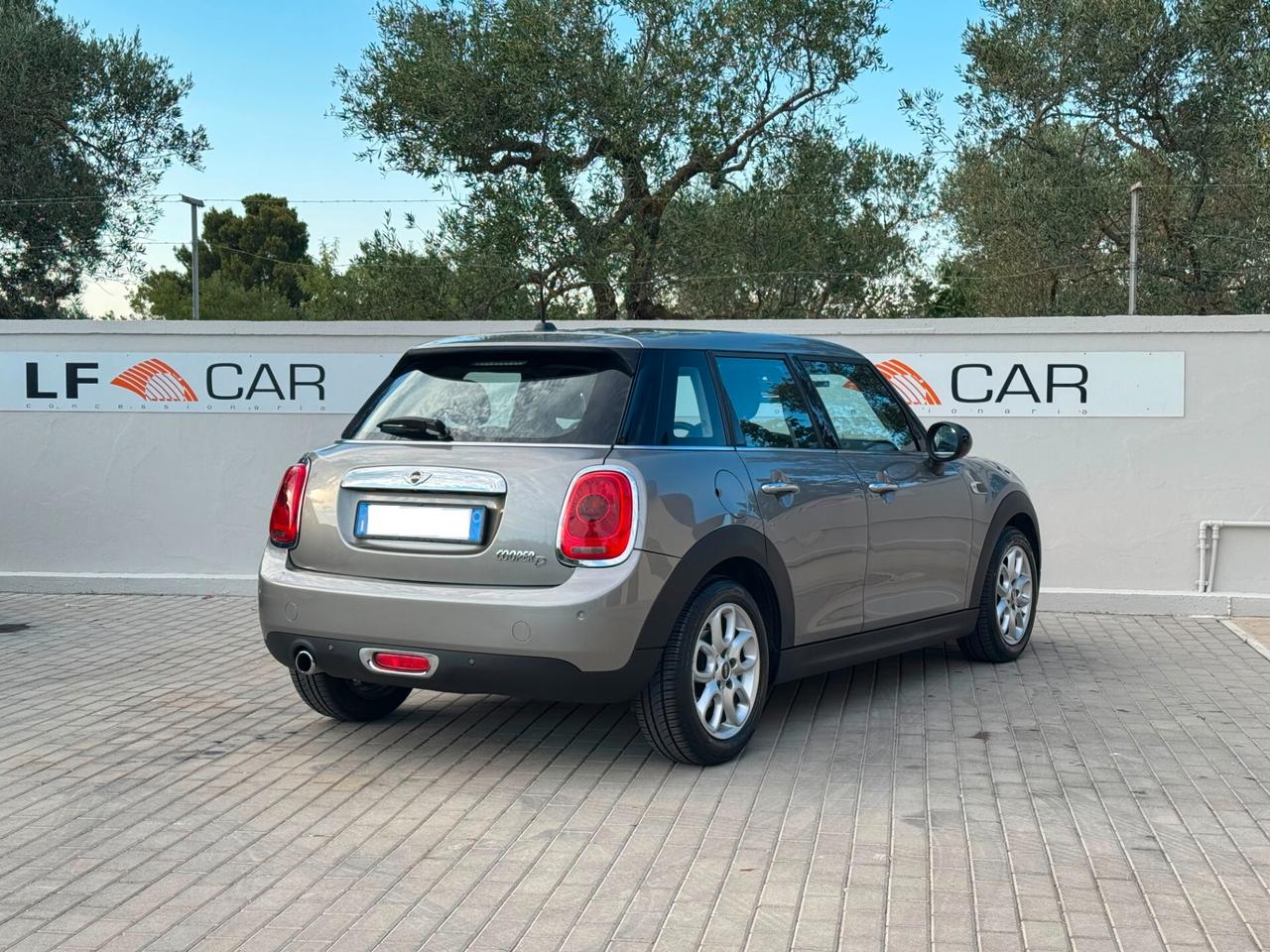 Mini 1.5 Cooper D Business XL 116 cv