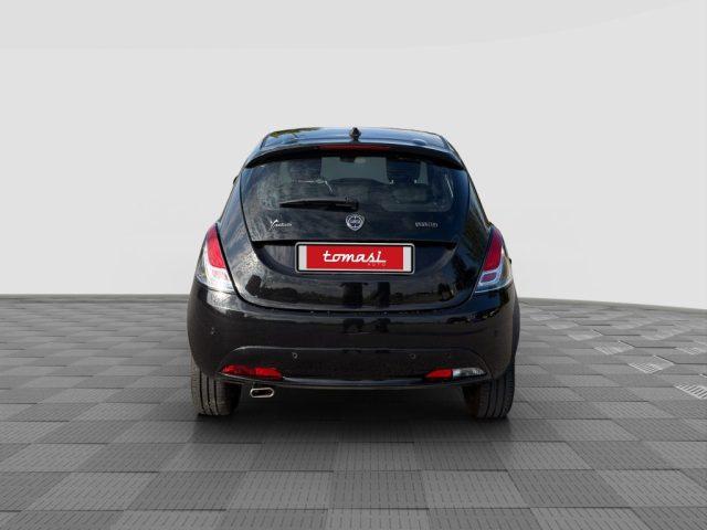 LANCIA Ypsilon Ypsilon 1.0 FireFly 5 porte S&S Hybrid Silver