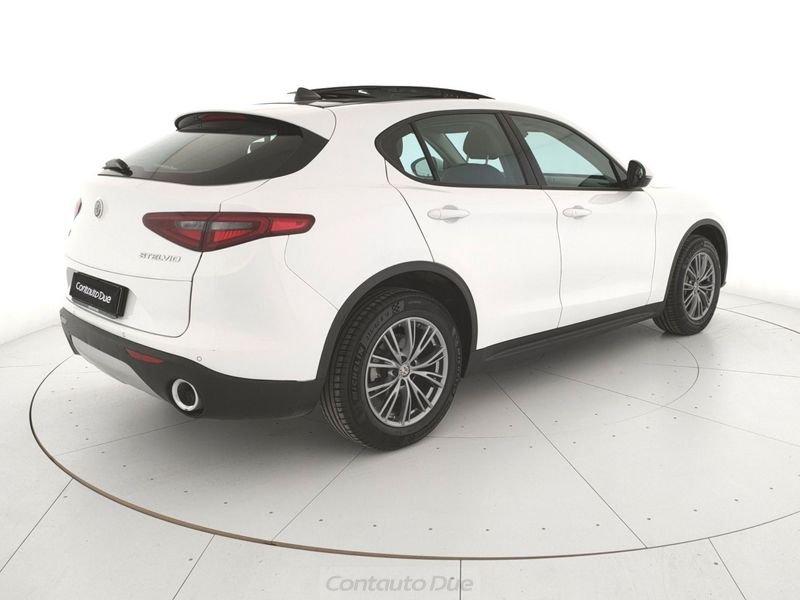 Alfa Romeo Stelvio 2.2 Turbodiesel 210 CV AT8 Q4 Super