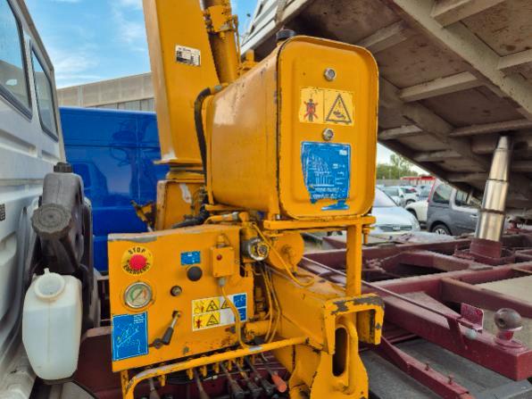 Renault M 180 GRU 14 mt - Ribaltabile trilaterale