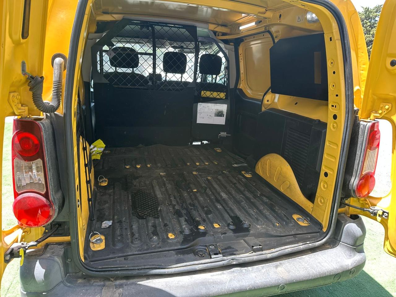 Citroen Berlingo BlueHDi 100 Van 3 posti Club L1