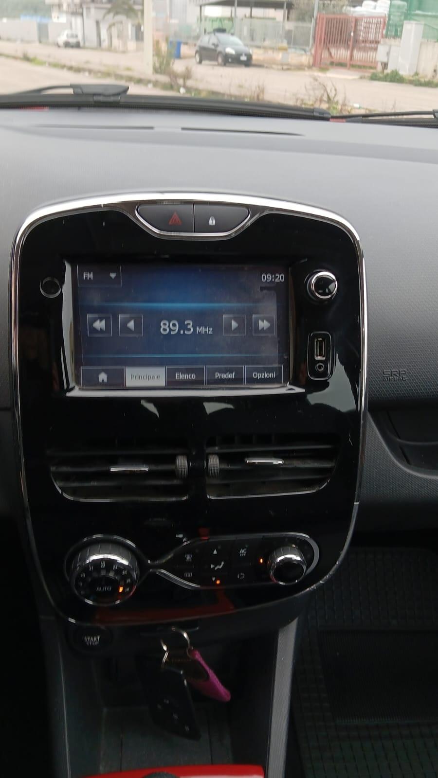 Renault Clio Sporter 0.9 TCe 12V 90CV Costume National