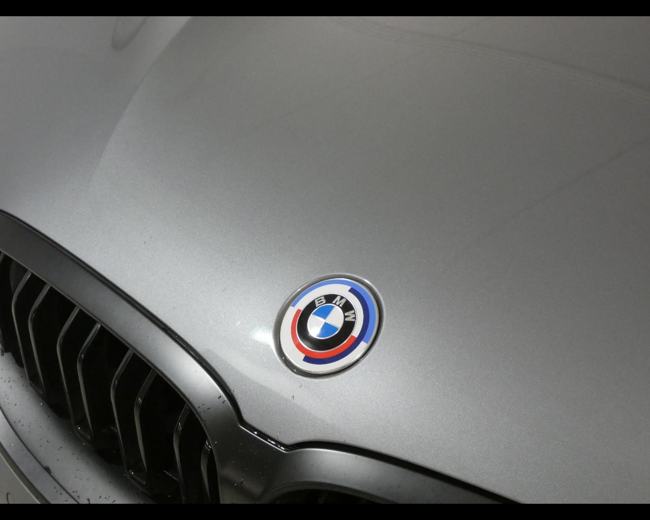 BMW Serie 8 (G15/F92) - 840i xDrive Coupé