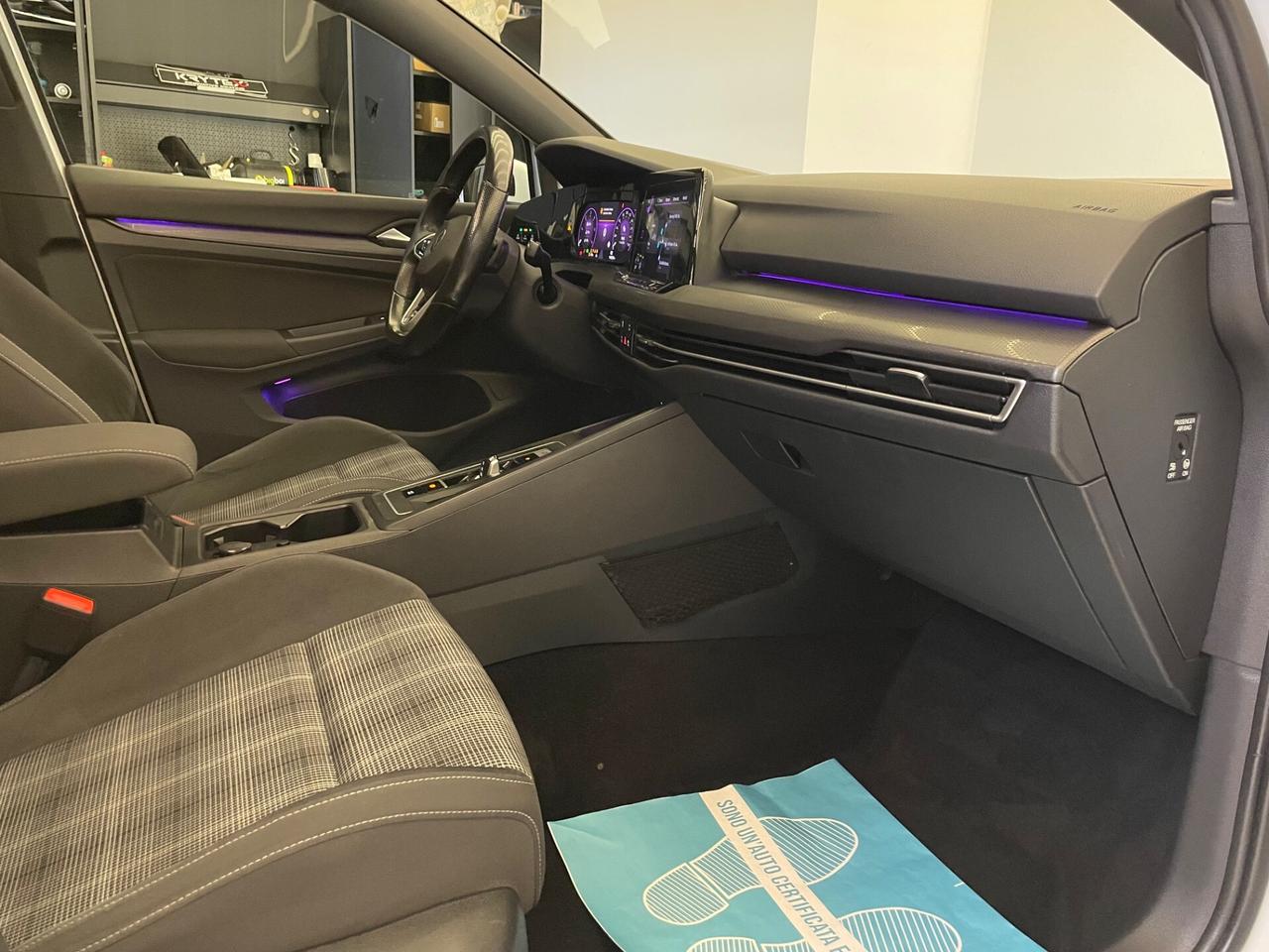 Volkswagen Golf GTD 2.0 TDI DSG 200CV