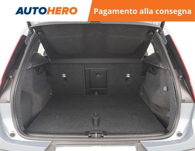 VOLVO XC40 T3 Geartronic Momentum Pro