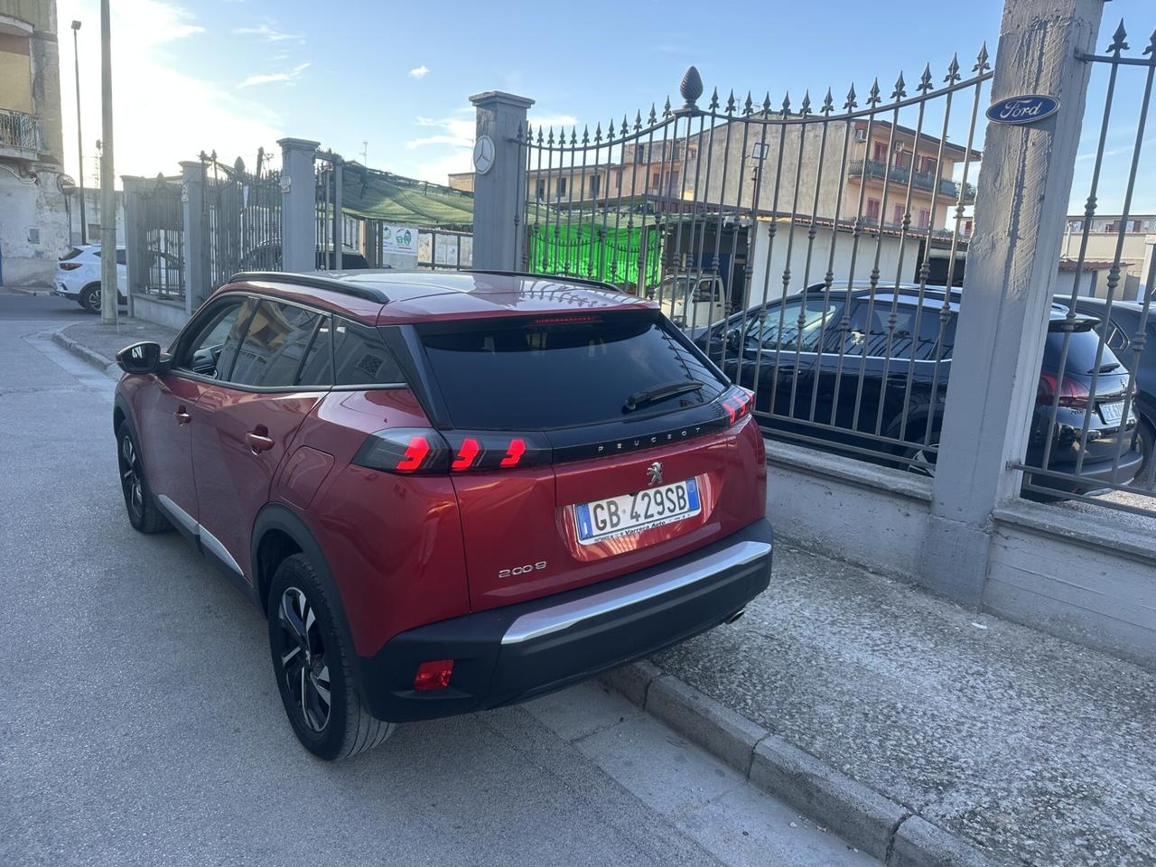 Peugeot 2008 BlueHDi 130 EAT8 Allure Km 100.000