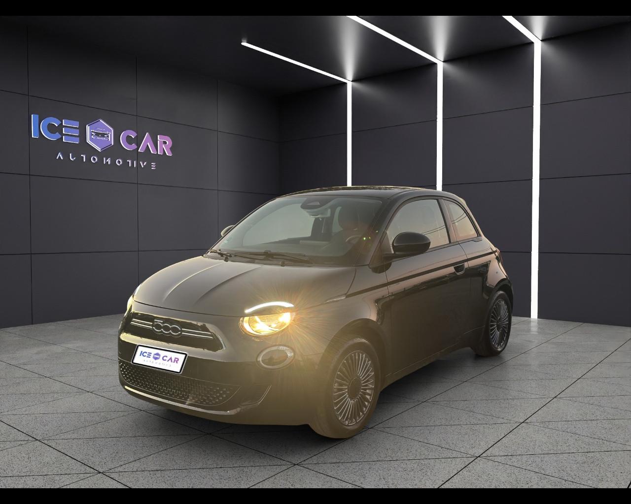 FIAT 500e - 500e Berlina 42 kWh Icon +