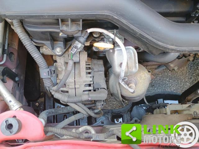 TOYOTA Yaris 1.0 5 porte Active 51 kw NEOPATENTATI
