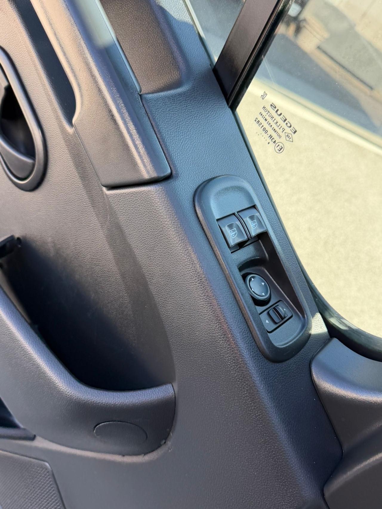 Renault Master T35 2.3 dCi 145 TP PL Cabinato Energy Ice