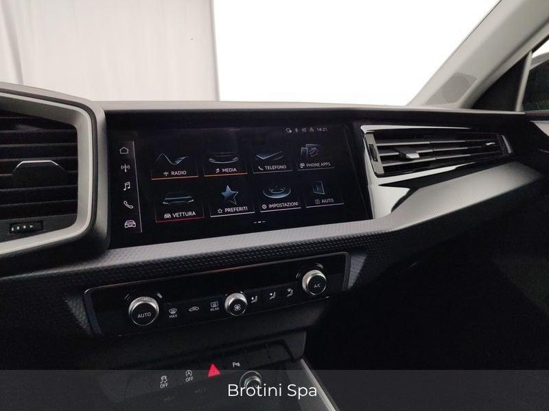 Audi A1 Sportback 30 TSI S Tronic Allstreet Identity Coontrast