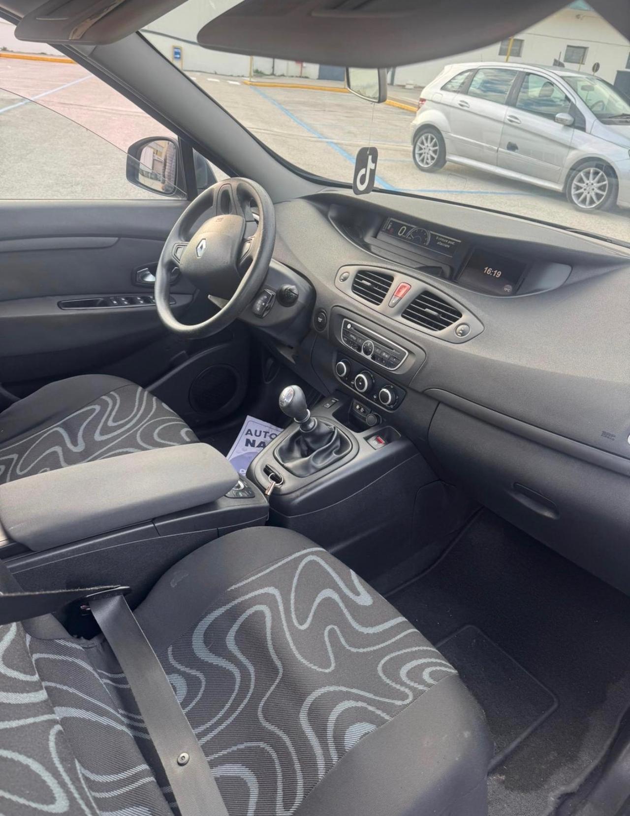 Renault Scenic Scénic X-Mod 1.5 dCi 110CV Confort