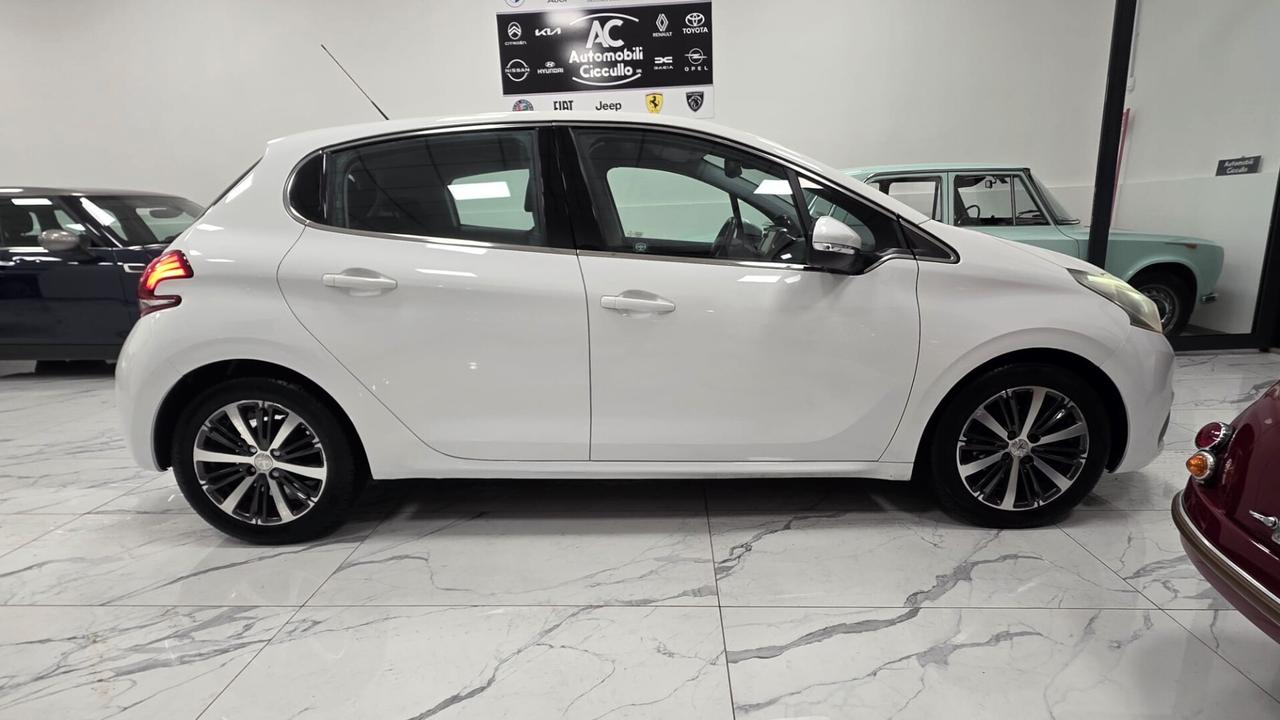 Peugeot 208 BlueHDi 75 5 porte Allure