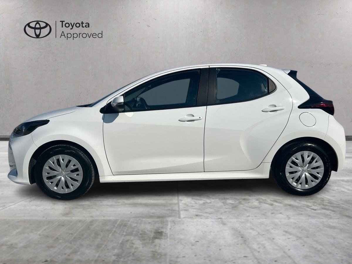 TOYOTA Yaris IV 2020 - Yaris 1.5h Active