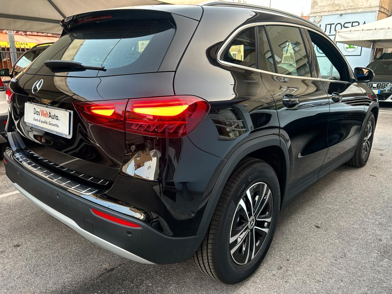 Mercedes-benz GLA 180d Automatic Progressive 2024