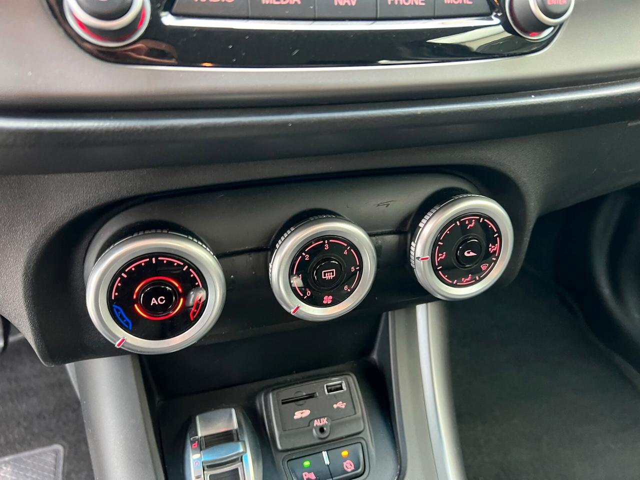 Alfa Romeo Giulietta EXCLUSIVE