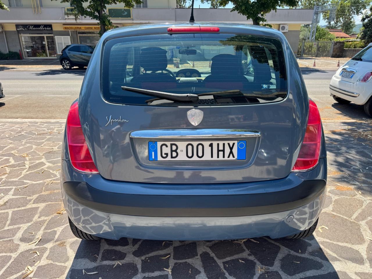 Lancia Ypsilon 1.4 16V Platino