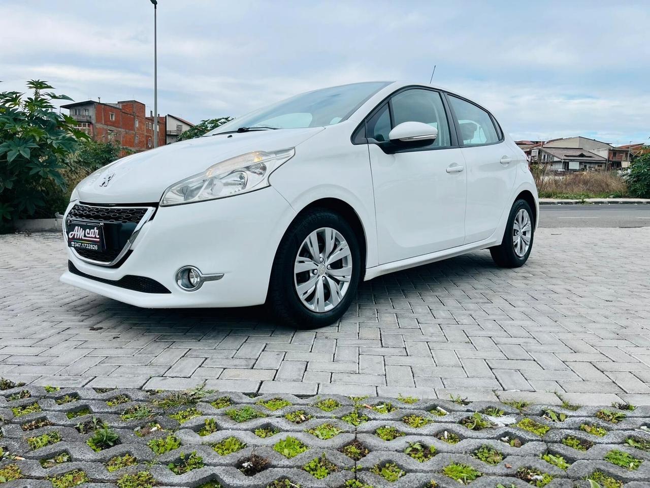 Peugeot 208 1.4DIESEL COME NUOVA 2014