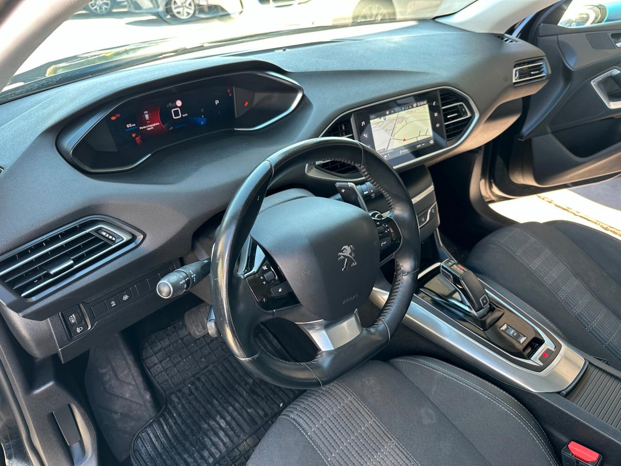 Peugeot 308 BlueHDi 130 S&S EAT8 SW Allure