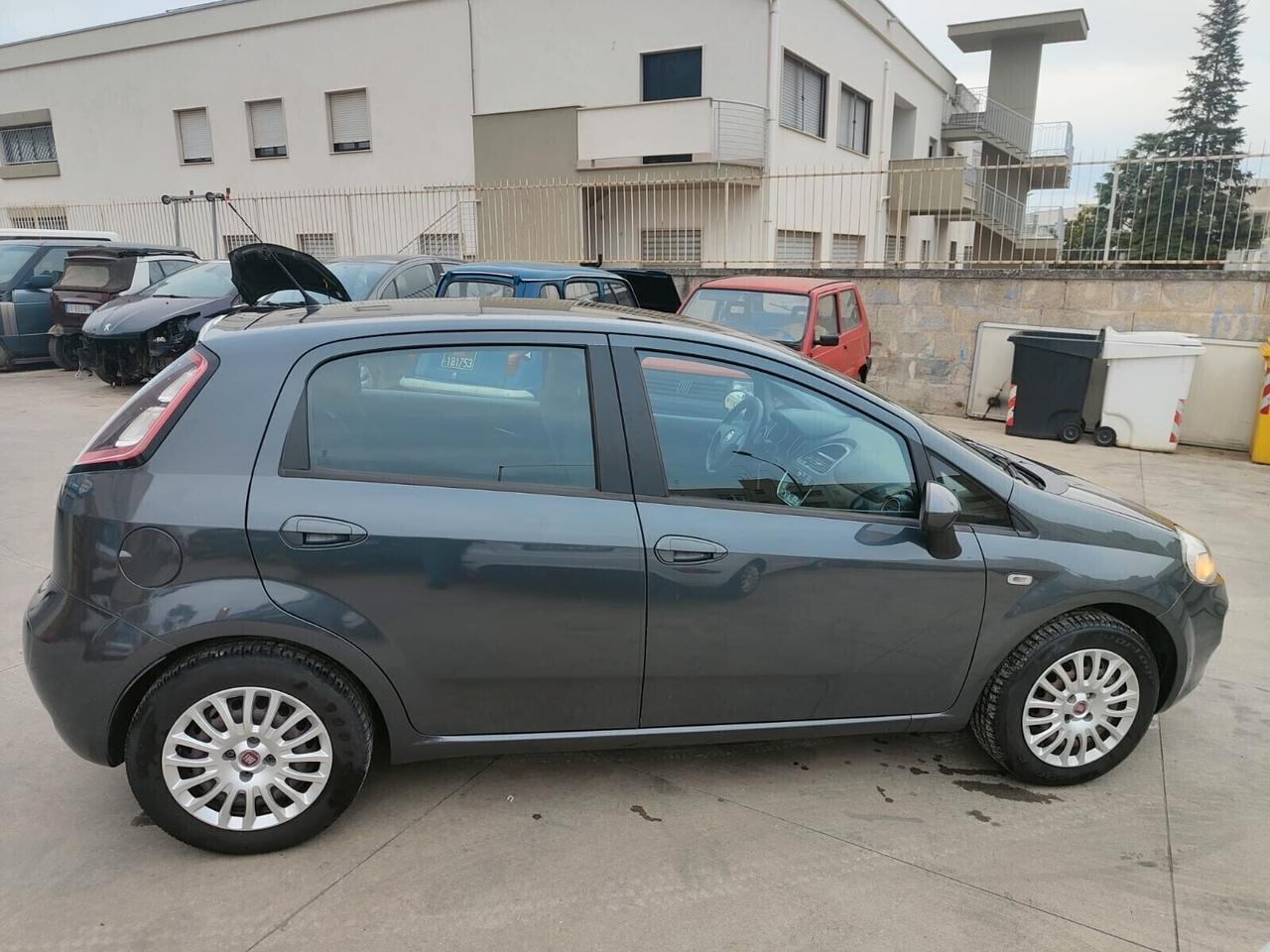 Fiat Punto 1.3 MJT II 75 CV 5 porte MOTORE NUOVO KM0