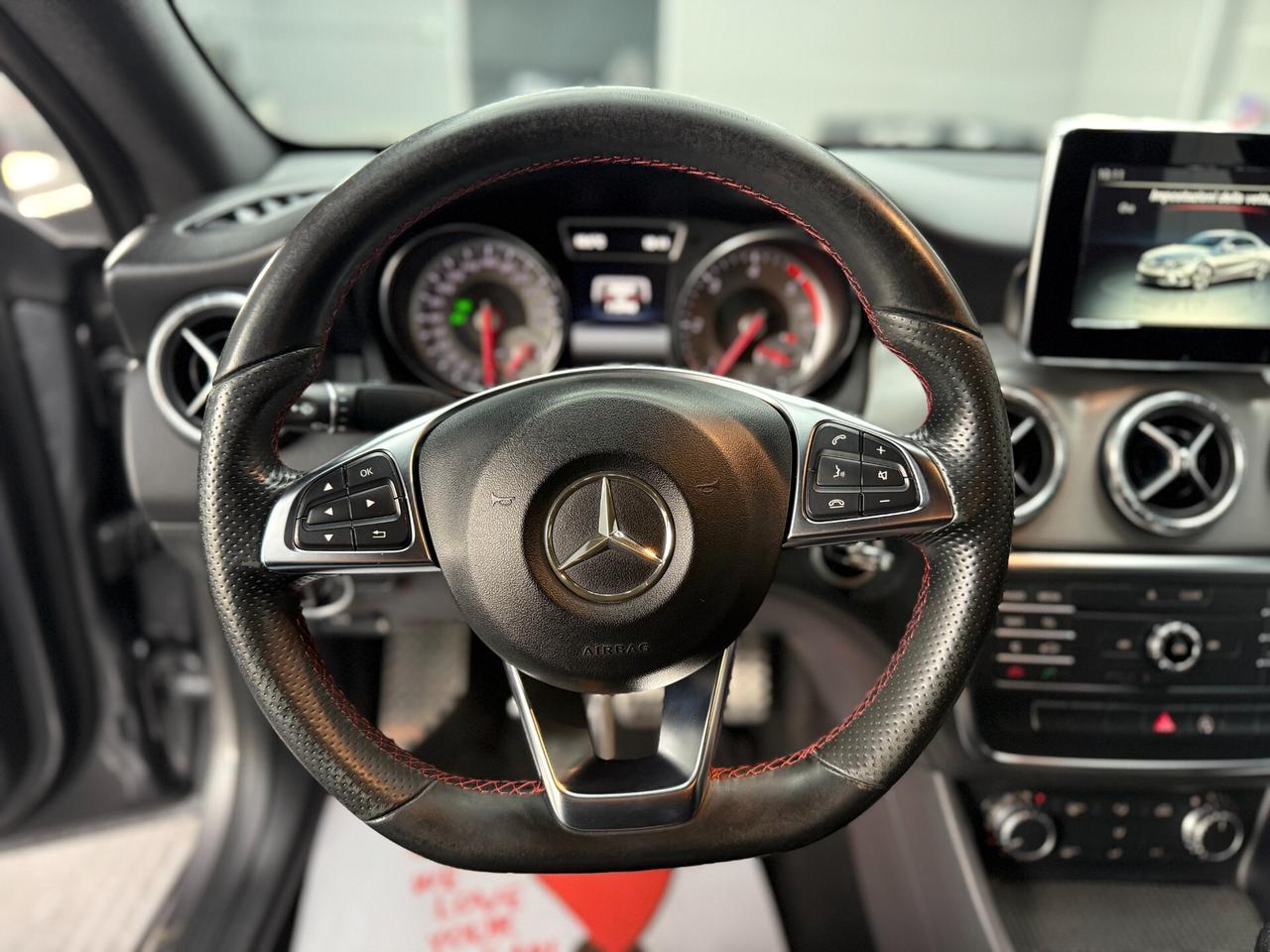 Mercedes-benz CLA 200 CDI Premium