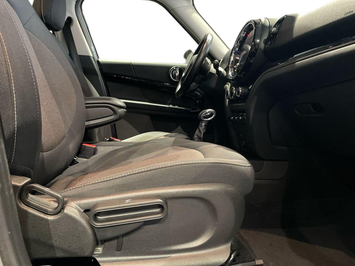 MINI Mini Countryman F60 2020 - Mini Countryman 1.5 Cooper SE All4 all4 auto