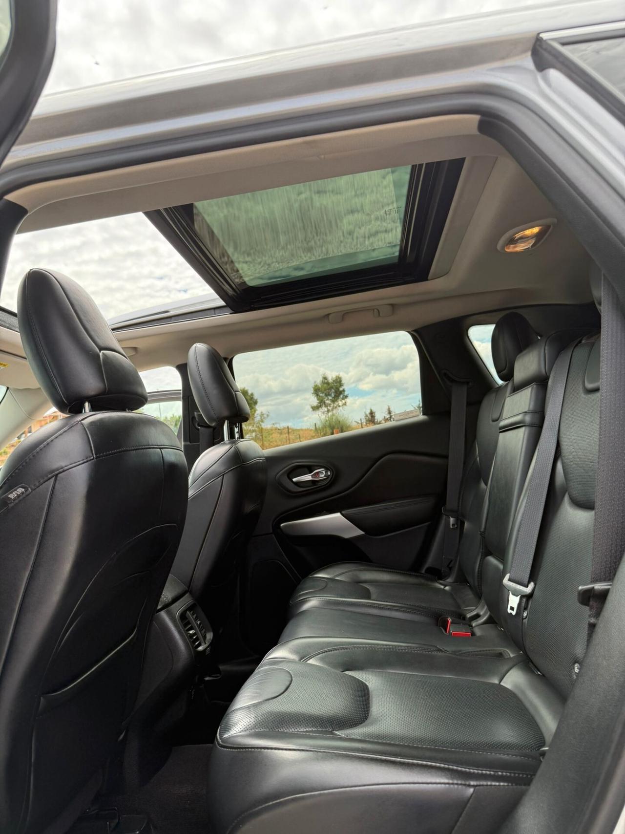 Jeep Cherokee 2.2 Mjt II 4WD Active Drive I Overland