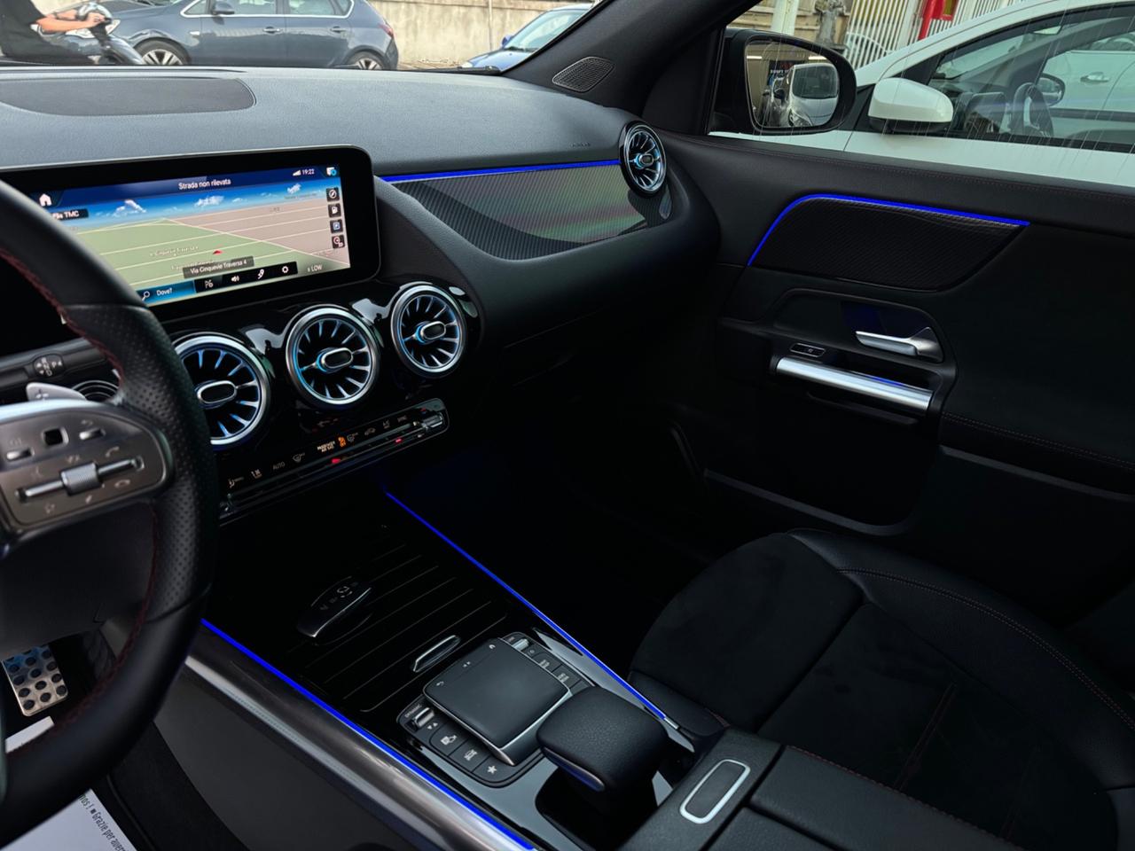Mercedes-benz GLA 200d Premium AMG 48000km