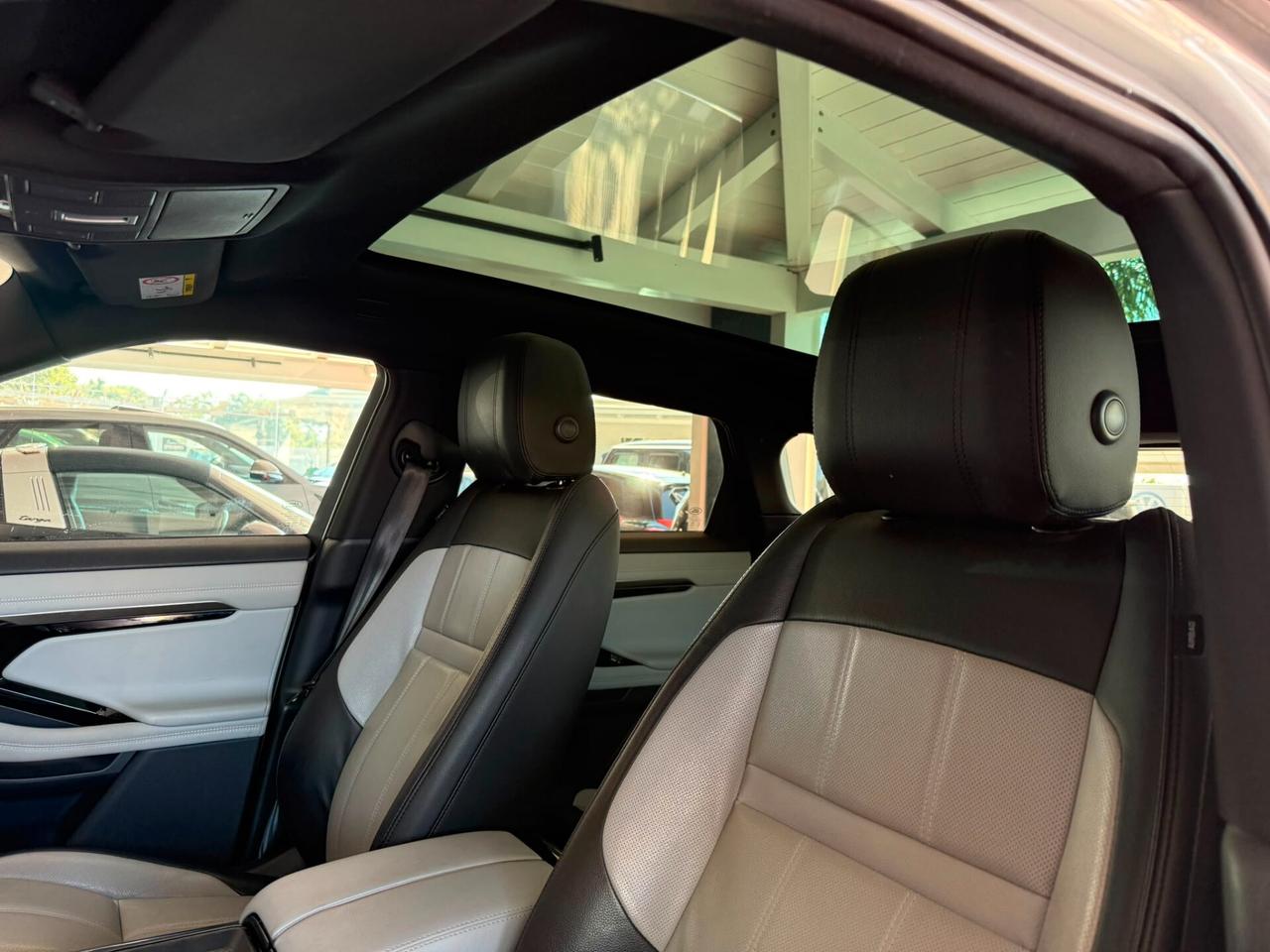 Land Rover Range Evoque 2.0D I4 180 CV AWD Auto First Edition