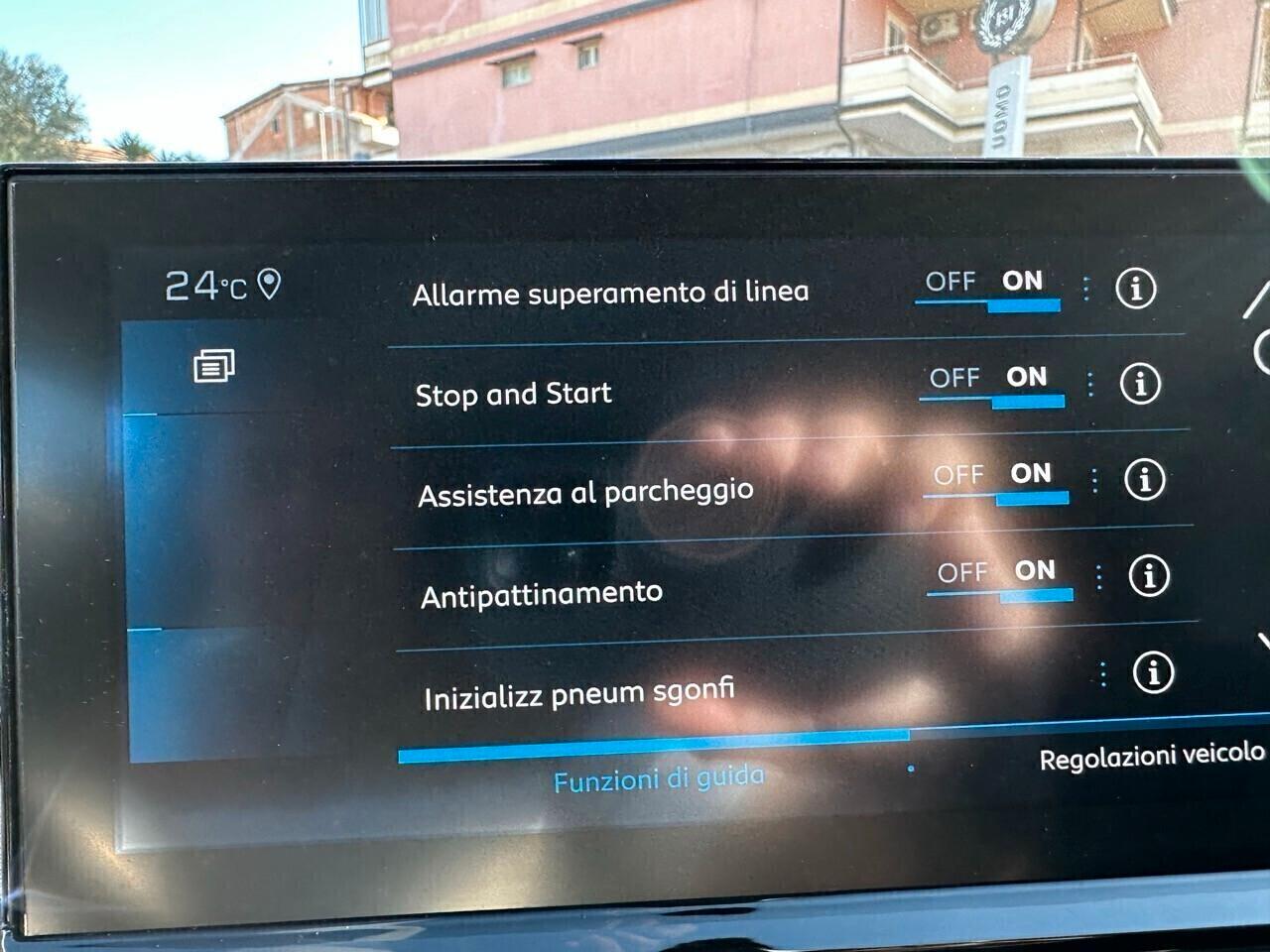 Peugeot 3008 BlueHDi 130 S&S EAT8 Active Business