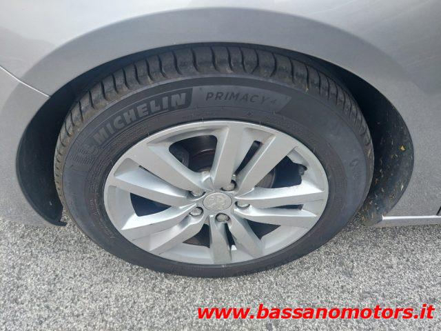 PEUGEOT 308 BlueHDi 100 S&S Business