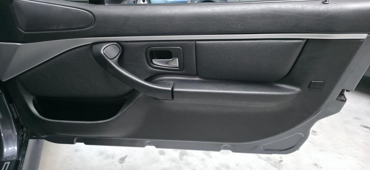 Bmw Z3 1.9 Stahl-Grau