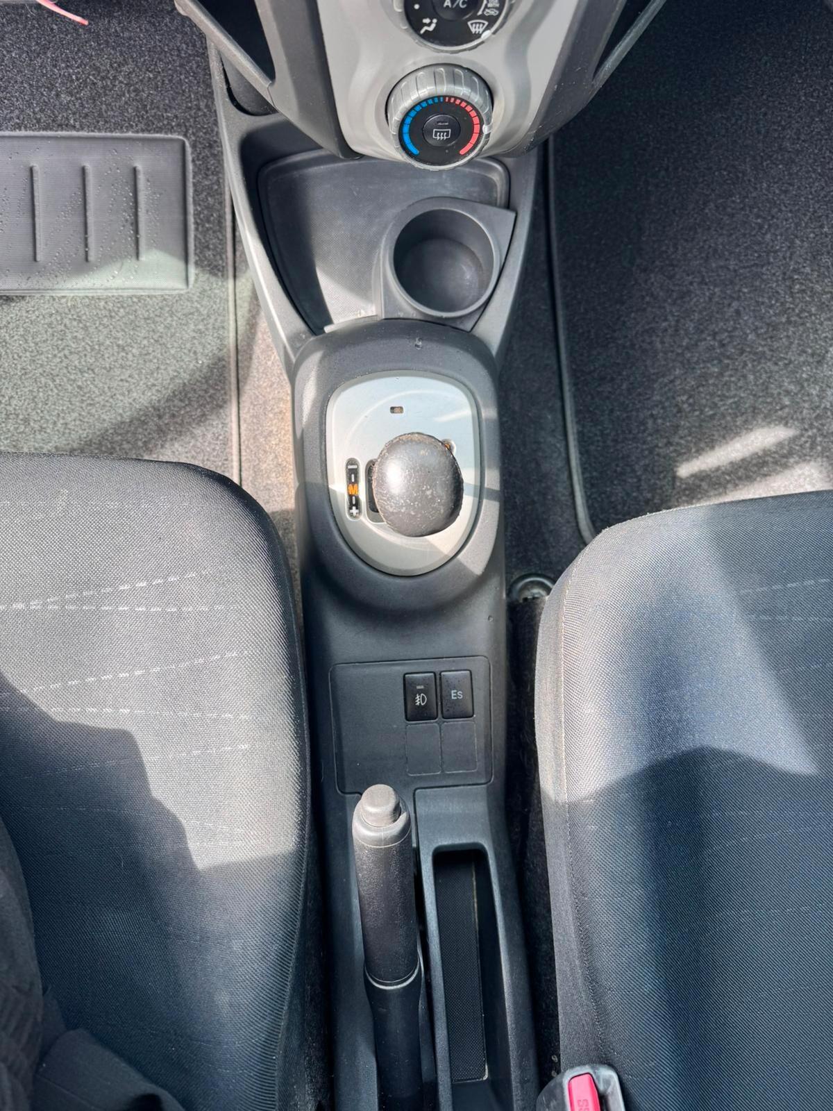 Toyota Yaris 1.3 3p. AUTOMATICA