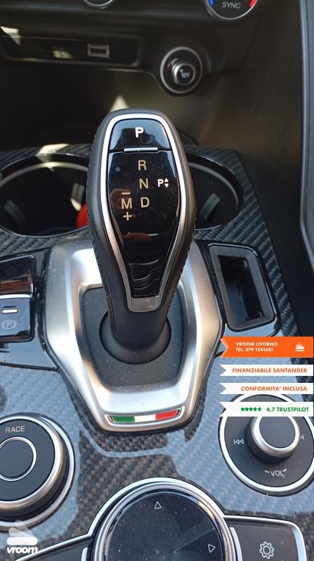 ALFA ROMEO Giulia (2016) Giulia 2.9 V6 Bi-Turbo...
