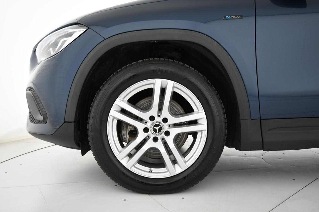 Mercedes-Benz GLA 250 e phev (eq-power) Sport auto CAMERA+LED+C18"