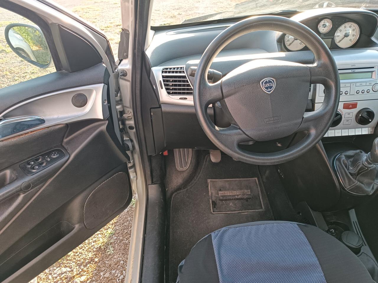 Lancia Ypsilon 1.2 Argento