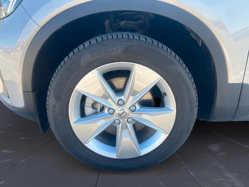 VOLVO XC40 2.0 b3 Core AuTo