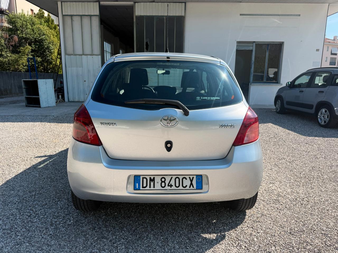 Toyota Yaris 1.0 3 porte Sol
