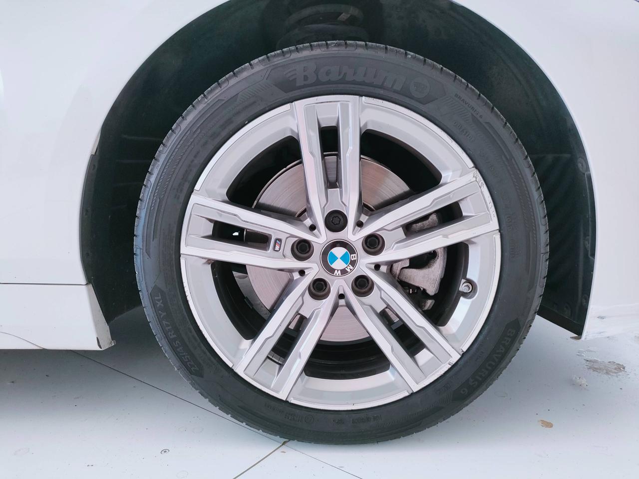 BMW Serie 1 F40 - 116i Msport Exterior auto