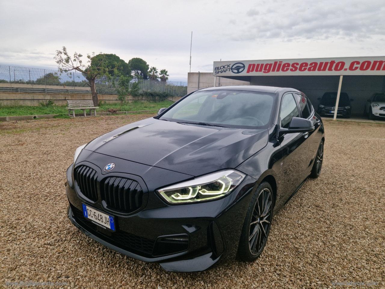 BMW 118d 5p. Msport TOTAL BLACK