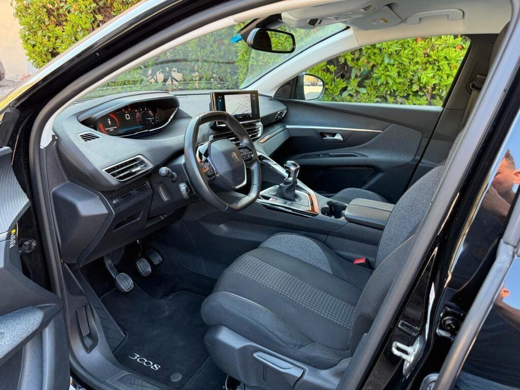 Peugeot 3008 BlueHDi 130 S&S Active Business