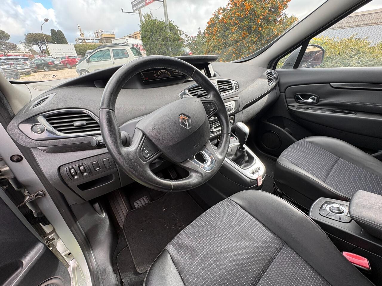 Renault Scenic XMod 1.5 dCi 110CV limited