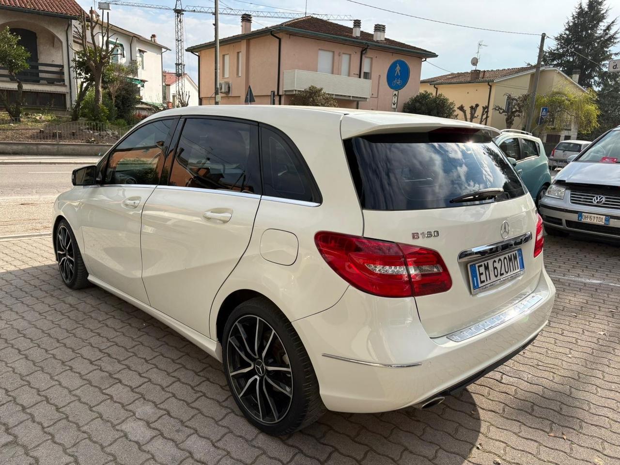 Mercedes-benz B 180 CDI BlueEFFICIENCY Premium